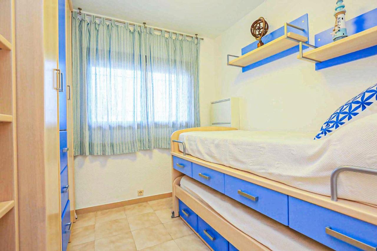 Regata Litoral Costa Dorada - Only Families Apartment Cambrils Exterior photo
