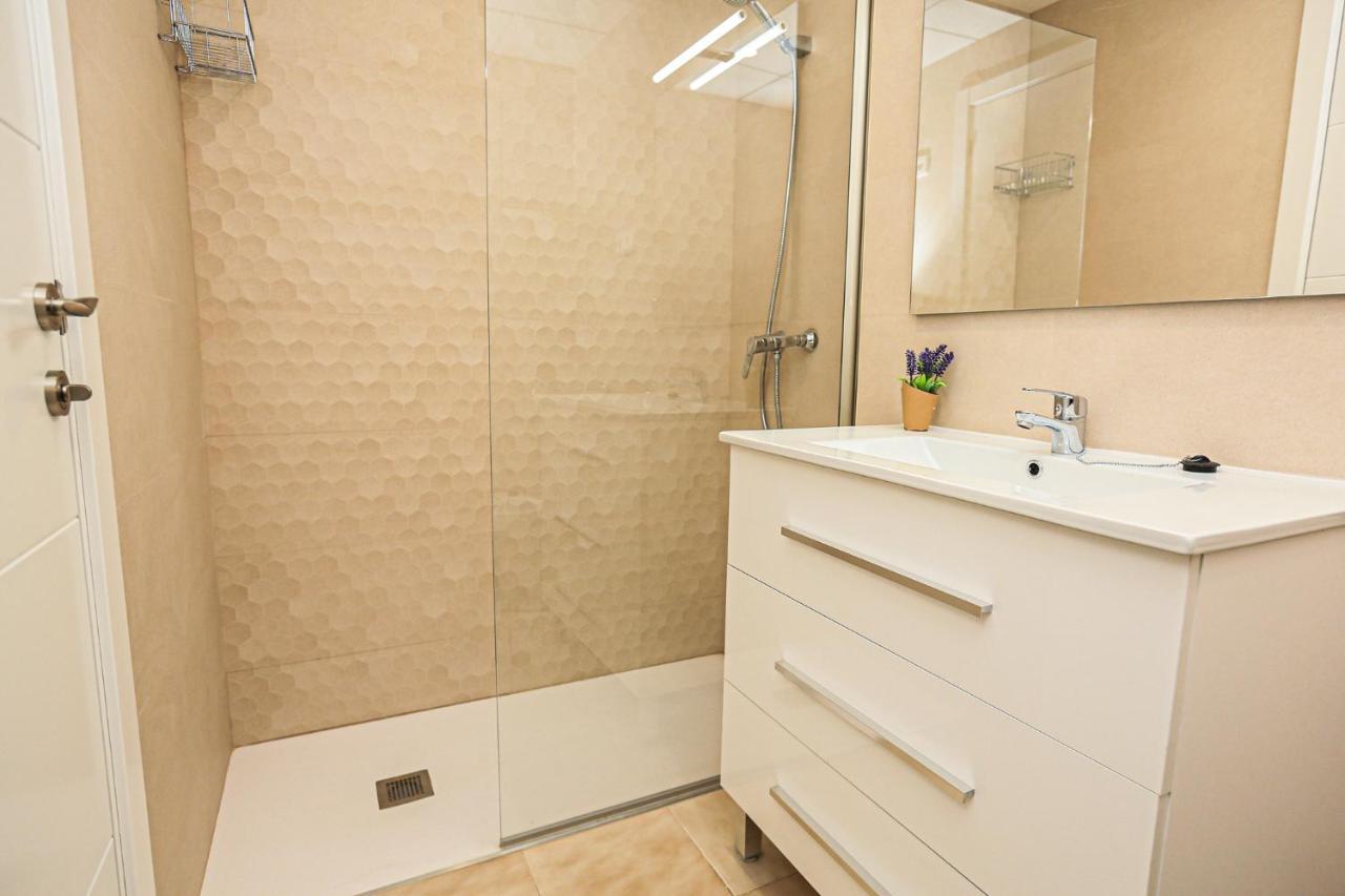 Regata Litoral Costa Dorada - Only Families Apartment Cambrils Exterior photo